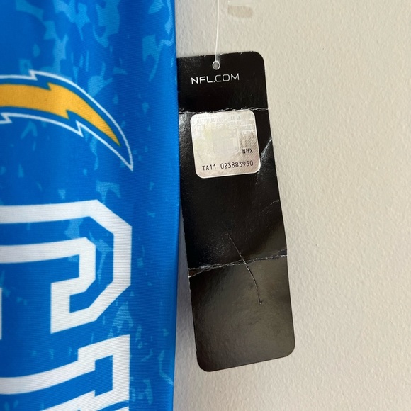 Zubaz NFL Team Apparel San Diego Chargers Distressed Gradient Leggings, size M - Picture 3 of 10